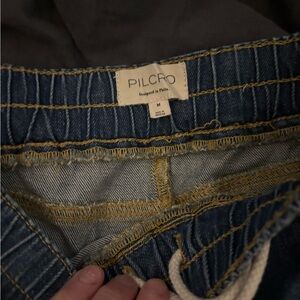 The Izzie Relaxed Pull On Barrel Jeans by Pilcro (Anthropology) Size M